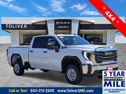 New 2025 GMC Sierra 2500 Pro w/ Convenience Package
