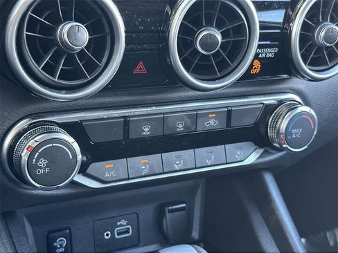 Used 2025 Nissan Sentra S image 20