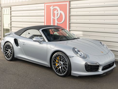 Used 2014 Porsche 911 Turbo S AWD/4WD image 35