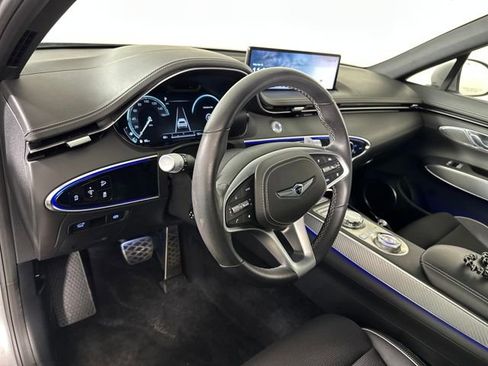 Used 2023 Genesis GV70 2.5T Sport Prestige w/ Sport Prestige Package image 13