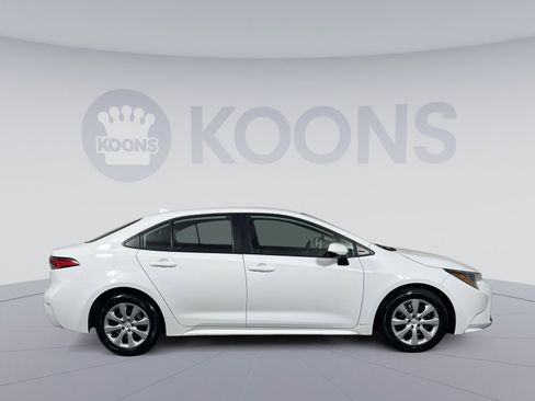 Used 2023 Toyota Corolla LE image 8