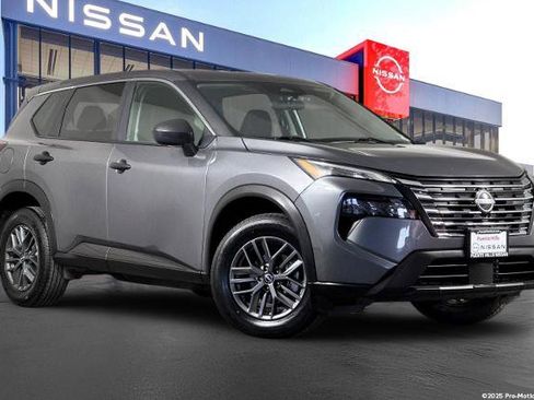 Certified 2024 Nissan Rogue S FWD image 1