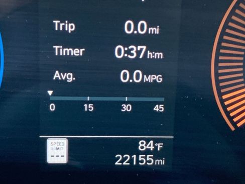 Used 2025 Hyundai Kona SEL image 40