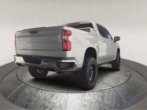 Used 2019 Chevrolet Silverado 1500 LTZ w/ LTZ Plus Package image 2