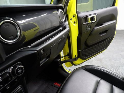 Used 2023 Jeep Wrangler Unlimited Rubicon 392 w/ Xtreme Recon 35" Tire Package image 11