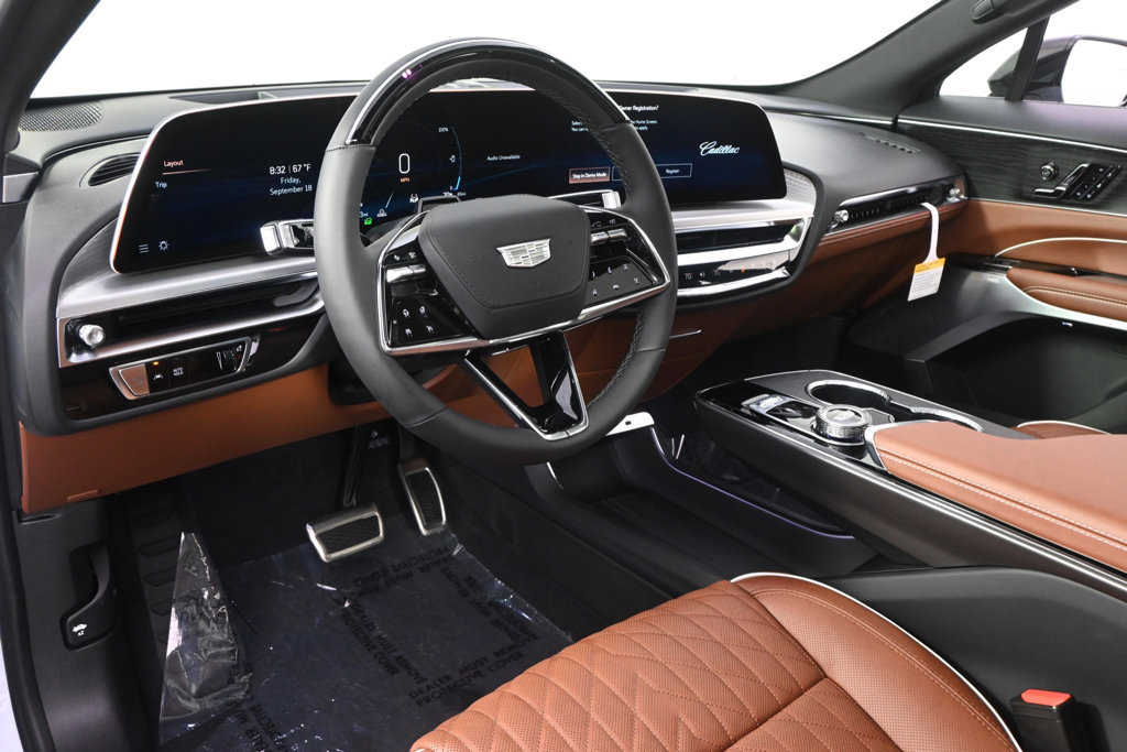 New 2027 Cadillac Lyriq Signature Sport w/ Nappa Leather Package AWD/4WD image 11