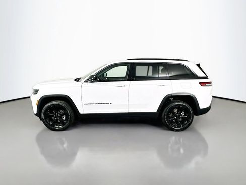 New 2026 Jeep Grand Cherokee Limited w/ Limited Altitude Package image 4