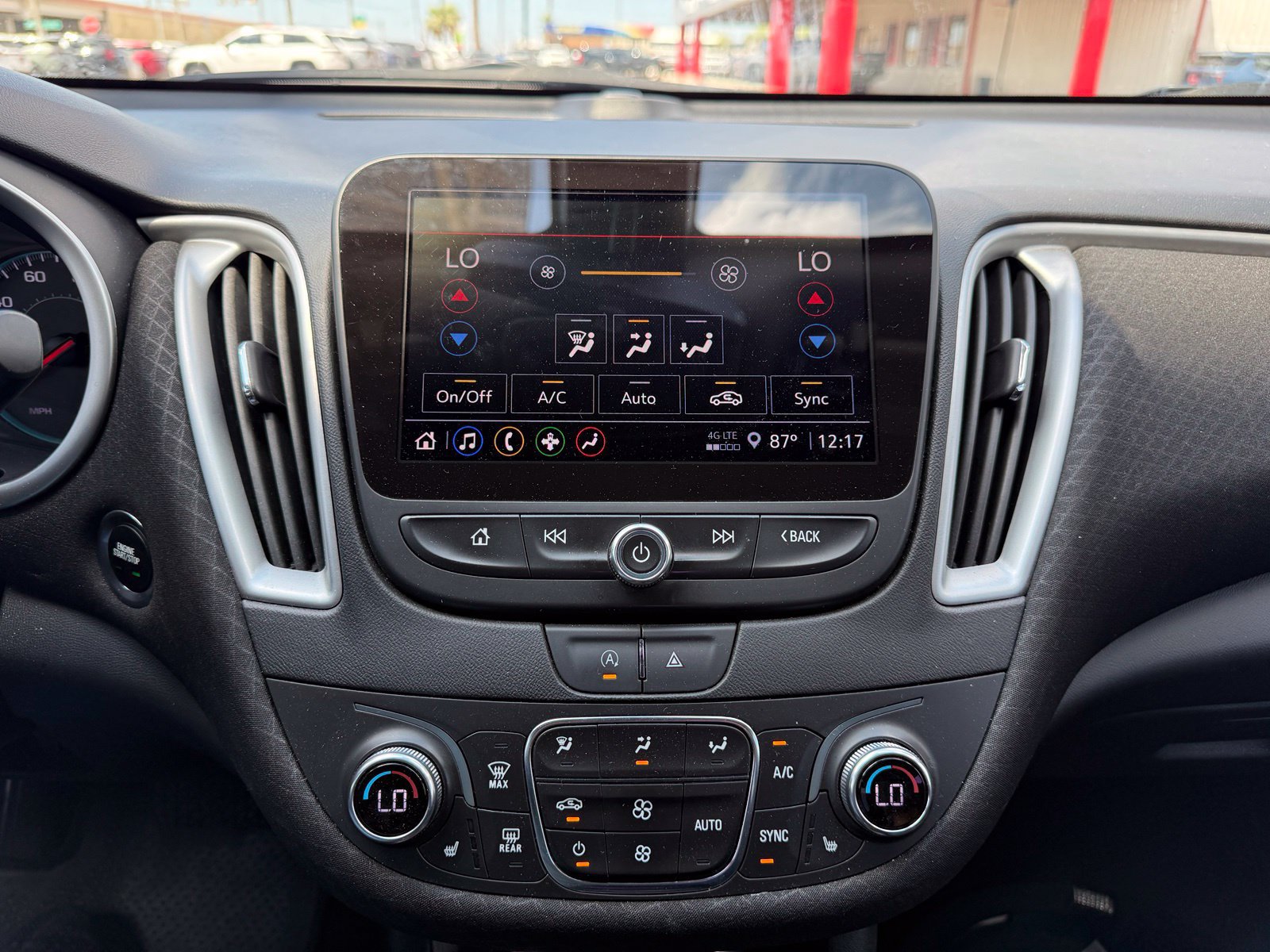 Used 2022 Chevrolet Malibu LT FWD image 7