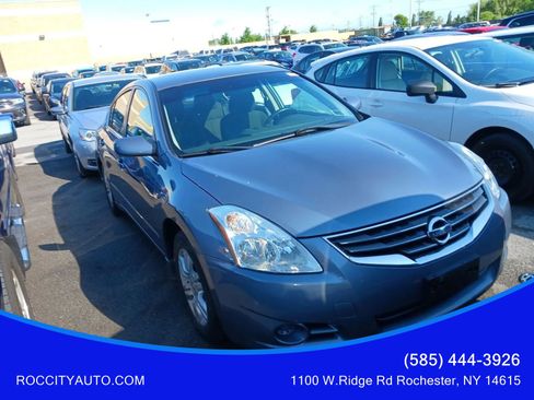 Used 2011 Nissan Altima 2.5 S w/ Convenience Pkg FWD image 1