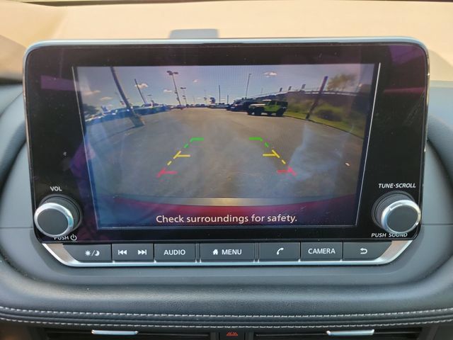 Used 2023 Nissan Rogue SV FWD image 24