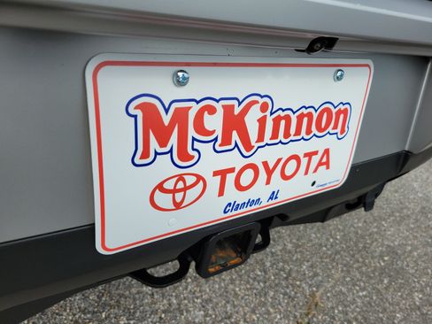 Used 2024 Nissan Pathfinder Platinum w/ Cargo Package FWD image 27