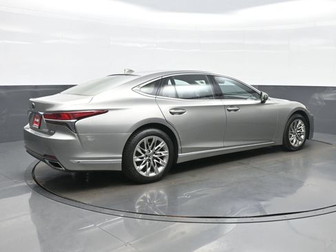 Used 2019 Lexus LS 500 AWD w/ Accessory Package (Z2) image 6