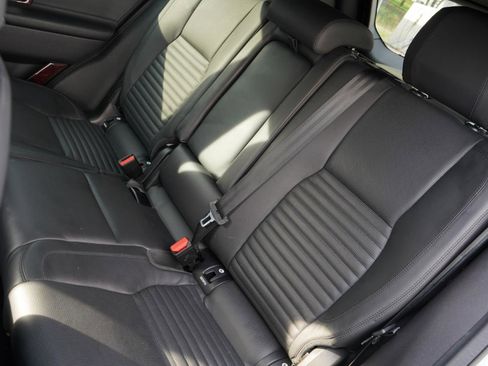 Used 2017 Land Rover Discovery Sport HSE Luxury image 47