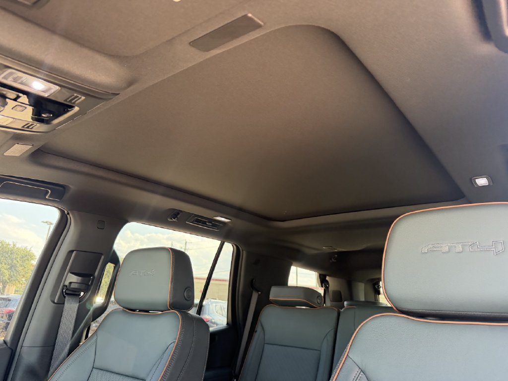 New 2027 GMC Yukon AT4 w/ AT4 Premium Package AWD/4WD image 22