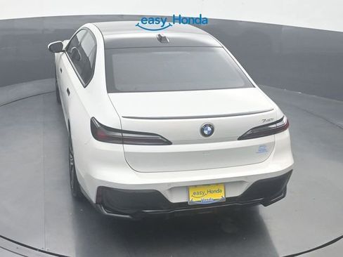 Used 2023 BMW 740i w/ Executive Package RWD image 24