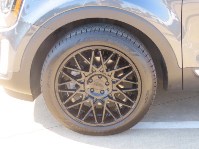 Used 2020 Kia Telluride S FWD image 5