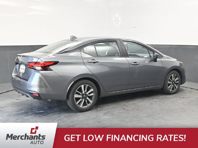 Used 2025 Nissan Versa SV FWD image 8