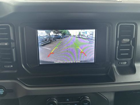 Used 2021 Ford Bronco Big Bend w/ Sasquatch Package AWD/4WD image 17