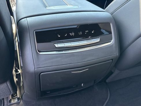 Used 2026 Cadillac Escalade Sport AWD/4WD image 21