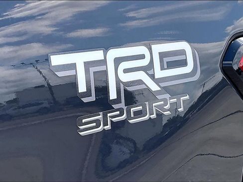 Used 2025 Toyota Tacoma TRD Sport RWD image 10