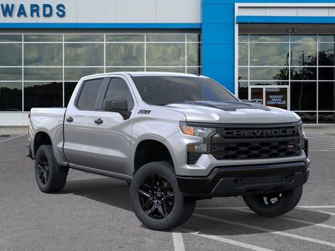 New 2026 Chevrolet Silverado 1500 Custom Trail Boss w/ Dark Appearance Package image 7