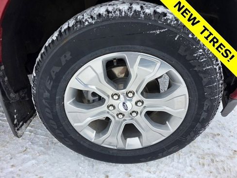 Used 2022 Ford F150 Platinum w/ Bed Utility Package image 5