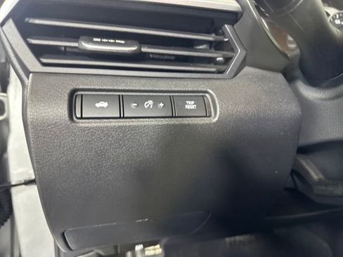 Used 2024 Nissan Altima 2.5 SV image 19