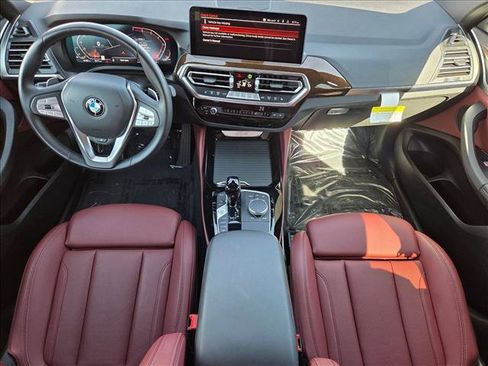 Certified 2025 BMW X4 xDrive30i w/ Premium Package AWD/4WD image 24