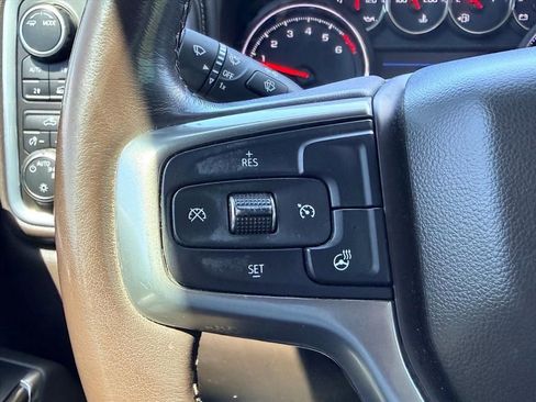 Used 2021 Chevrolet Silverado 1500 LT image 22