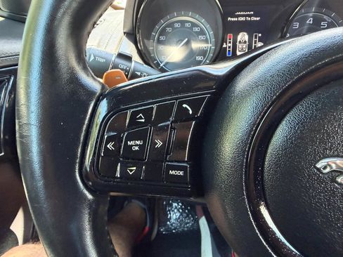 Used 2014 Jaguar F-TYPE S RWD image 33