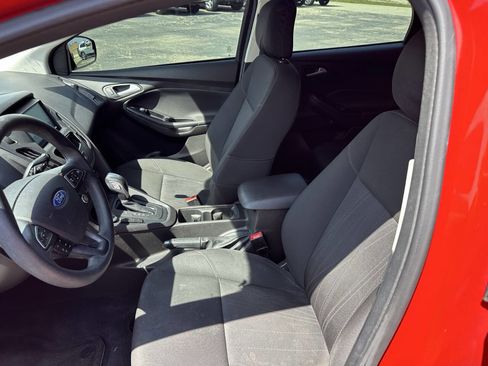 Used 2015 Ford Focus SE image 11