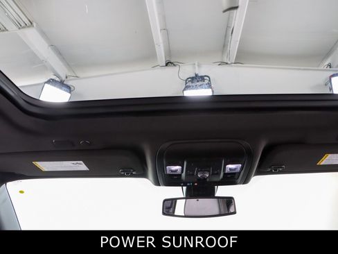 Used 2022 GMC Yukon Denali AWD/4WD image 22