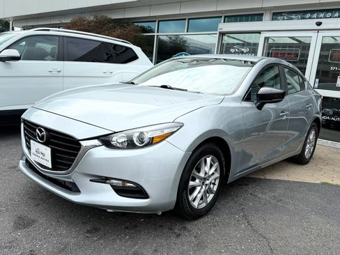 Used 2018 MAZDA MAZDA3 Sport w/ Preferred Equipment Package FWD image 3