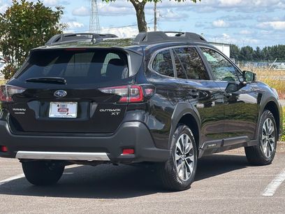 Used 2025 Subaru Outback Limited XT w/ Tech Package 2