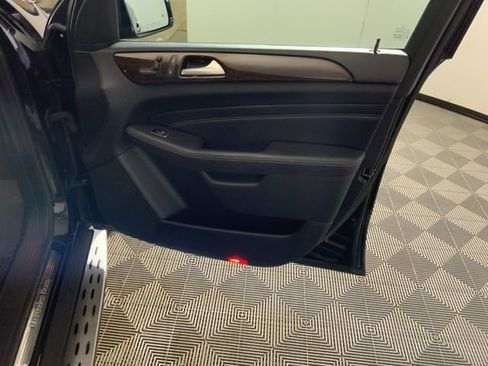Used 2013 Mercedes-Benz ML 350 BlueTEC 4MATIC image 30