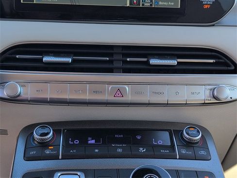 Used 2020 Hyundai Palisade Limited image 21