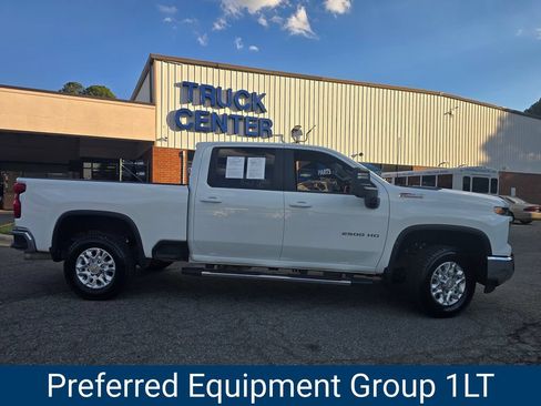 Certified 2025 Chevrolet Silverado 2500 LT AWD/4WD image 2
