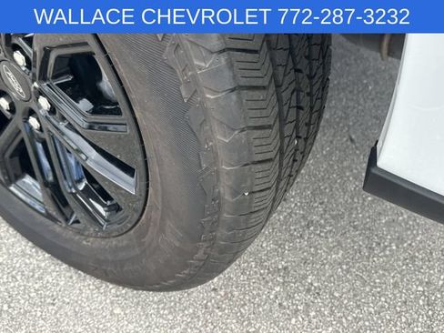 Used 2025 Ford F150 Lariat w/ Equipment Group 501A Mid AWD/4WD image 11