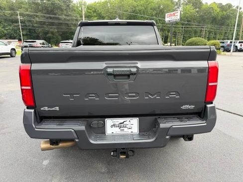 Used 2024 Toyota Tacoma SR5 AWD/4WD image 6