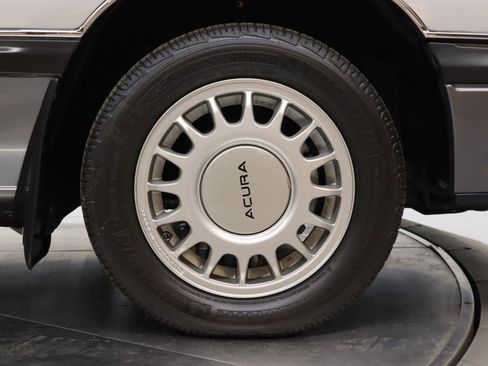 Used 1987 Acura Legend L image 34