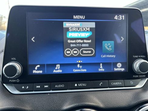 Used 2024 Nissan Sentra SV image 28