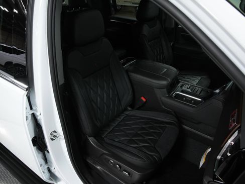 New 2026 GMC Sierra 2500 Denali w/ Denali Reserve Package image 18