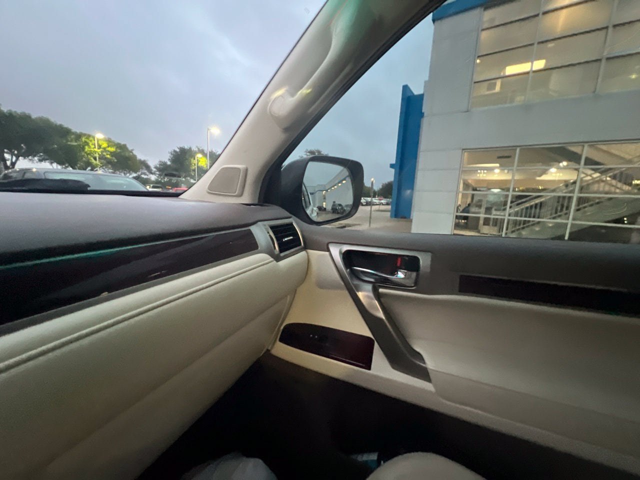 Used 2018 Lexus GX 460 Premium AWD/4WD image 11