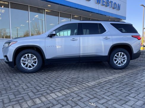 Used 2019 Chevrolet Traverse LT w/ LPO, Floor Liner Package image 2