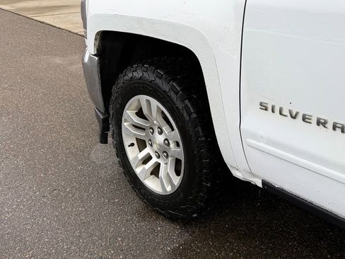 Used 2017 Chevrolet Silverado 1500 LT w/ All Star Edition image 4