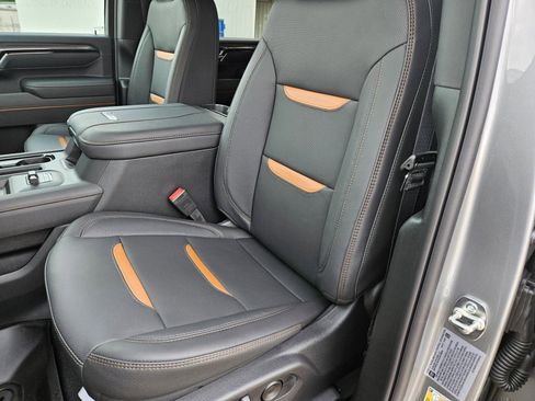 New 2026 GMC Sierra 2500 AT4 w/ AT4 Premium Plus Package AWD/4WD image 22