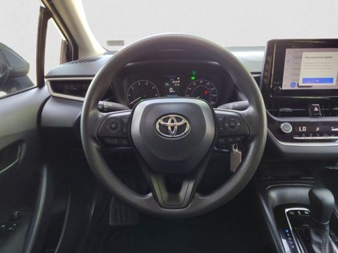 Used 2023 Toyota Corolla LE FWD image 14