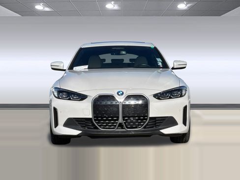 Used 2023 BMW i4 eDrive35 RWD image 6