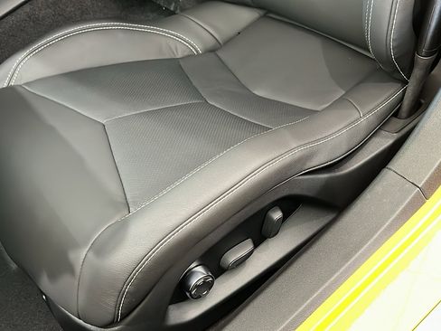 New 2025 Chevrolet Corvette Stingray Preferred Cpe w/ Z51 Performance Package image 13