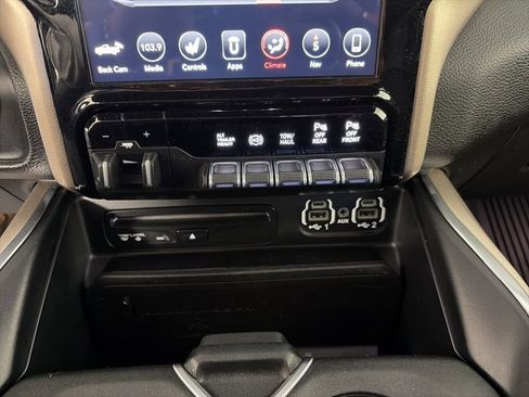 Used 2019 RAM 3500 Laramie image 18